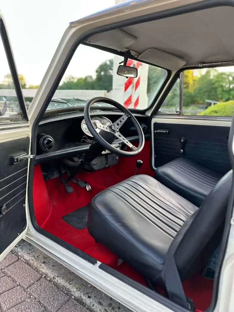 red carpet mini classic interior